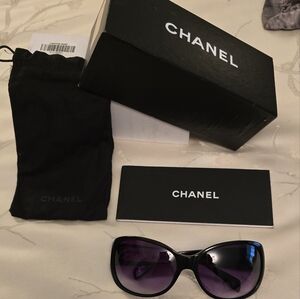 New Origional Chanel Sunglasses